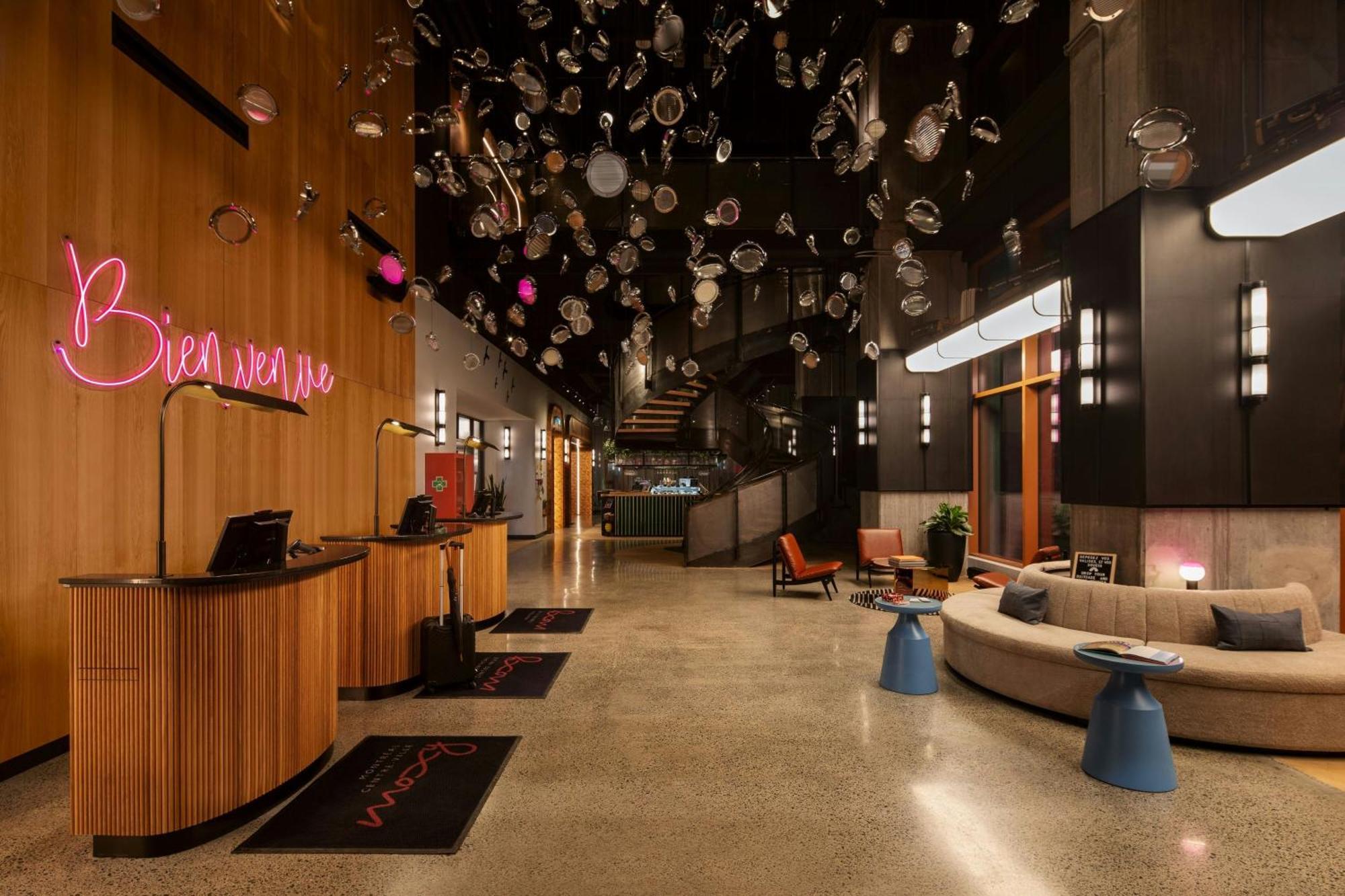 Moxy Montreal Downtown, Montreal